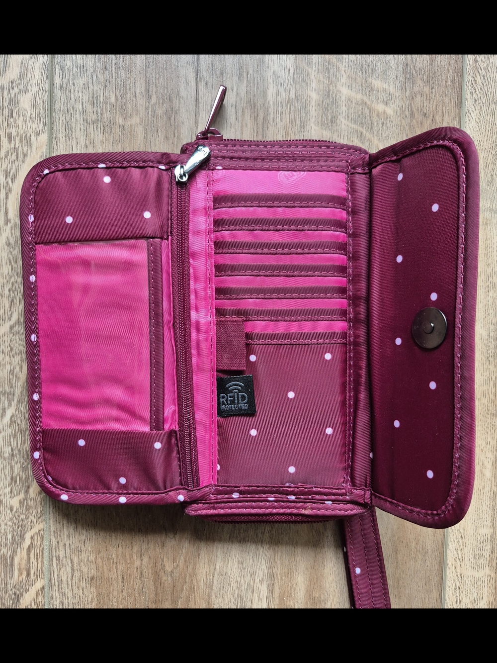 lug Kickflip Women's Quilted Wristlet Wallet in Raspberry Polka Dot RFID - Picture 7 of 8